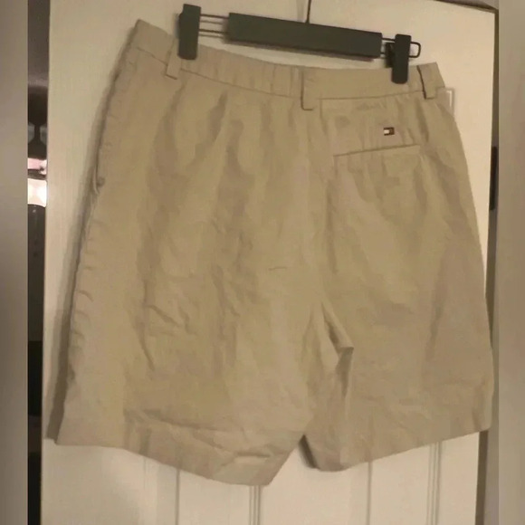 Tommy Hilfiger Golf women's khaki shorts size 10 - Picture 3 of 7